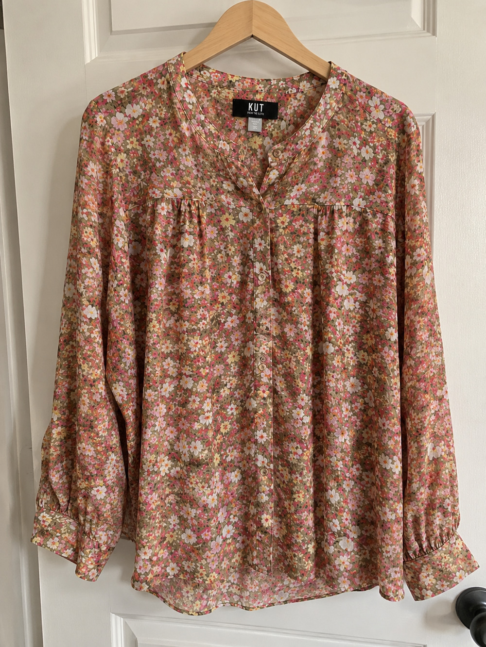 KUT from the Kloth Floral Button Front Blouse 1X Boho Cottagecore Pink Green